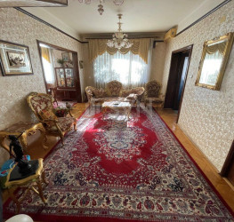 Casa, 6 rooms, 355 mp Bucuresti/Polona