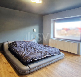 Casa, 6 rooms, 370 mp Brasov/Centru