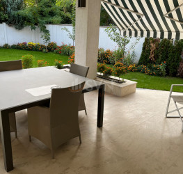 Casa, 6 rooms, 370 mp Bucuresti/Iancu Nicolae