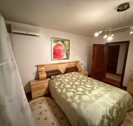 Casa, 6 rooms, 380 mp Bucuresti/Pipera