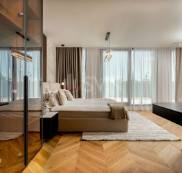 Casa, 6 rooms, 383 mp Bucuresti/Pipera