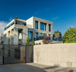 Casa, 6 rooms, 383 mp Bucuresti/Pipera