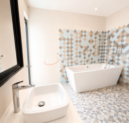 Casa, 6 rooms, 400 mp Bucuresti/Iancu Nicolae