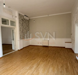 Casa, 6 rooms, 440 mp Bucuresti/P-ta Unirii