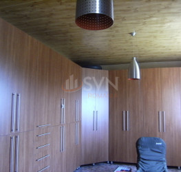 Casa, 6 rooms, 500 mp Dambovita/Centru