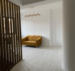 Casa, 6 rooms, 530 mp Bucuresti/1 Mai