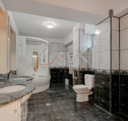 Casa, 6 rooms, 592.7 mp Bucuresti/Pipera