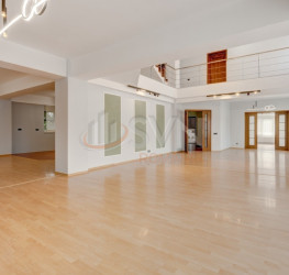 Casa, 6 rooms, 592.7 mp Bucuresti/Pipera