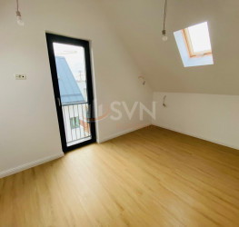 Casa, 6 rooms, 93 mp Bucuresti/Straulesti