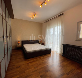 Casa, 6 rooms in . Bucuresti/Pipera