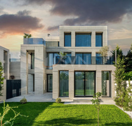 Casa, 6 rooms in La Maison Jardins Pipera Bucuresti/Pipera