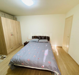 Casa, 7 camere, 120 mp Bucuresti/Bucurestii Noi