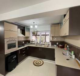 Casa, 7 camere, 150 mp Ilfov/Chiajna