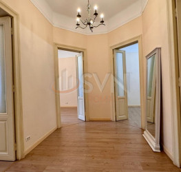Casa, 7 camere, 160 mp Bucuresti/Dacia