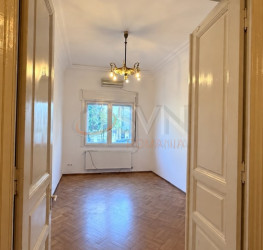Casa, 7 camere, 180 mp Bucuresti/Dorobanti