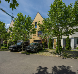 Casa, 7 camere, 185 mp Bucuresti/Pipera