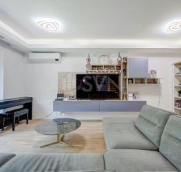 Casa, 7 camere, 185 mp Bucuresti/Pipera