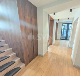Casa, 7 camere, 191 mp Bucuresti/Pipera