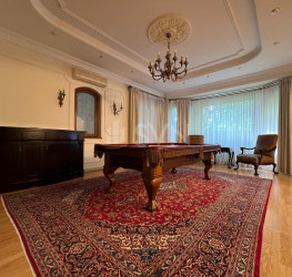 Casa, 7 camere, 200 mp Bucuresti/Pipera