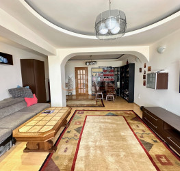 Casa, 7 camere, 250 mp Bucuresti/Vatra Luminoasa