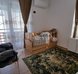 Casa, 7 camere, 260 mp Bucuresti/Fundeni
