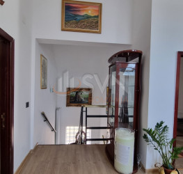 Casa, 7 camere, 260 mp Bucuresti/Fundeni