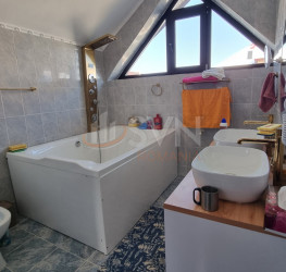 Casa, 7 camere, 260 mp Bucuresti/Fundeni