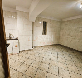 Casa, 7 camere, 271.35 mp Bucuresti/Banu Manta