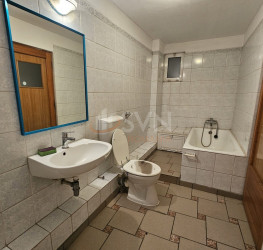 Casa, 7 camere, 271.35 mp Bucuresti/Banu Manta
