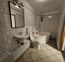 Casa, 7 camere, 271.35 mp Bucuresti/Banu Manta