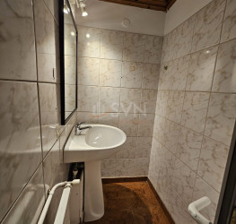 Casa, 7 camere, 271.35 mp Bucuresti/Banu Manta