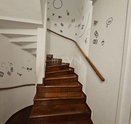 Casa, 7 camere, 271.35 mp Bucuresti/Banu Manta