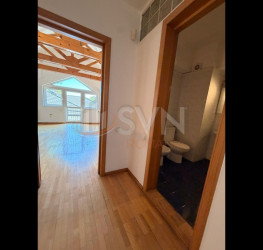 Casa, 7 camere, 286.12 mp Bucuresti/P-ta Victoriei