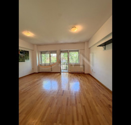 Casa, 7 camere, 286.12 mp Bucuresti/P-ta Victoriei