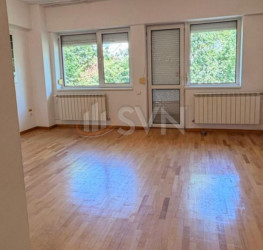 Casa, 7 camere, 286.12 mp Bucuresti/P-ta Victoriei