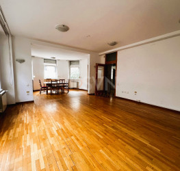 Casa, 7 camere, 290 mp Bucuresti/Capitale