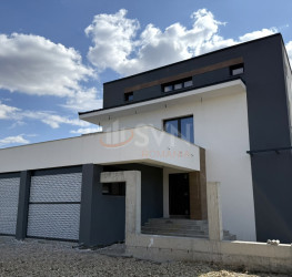 Casa, 7 camere, 300 mp Ilfov/Balotesti