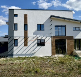 Casa, 7 camere, 300 mp Ilfov/Balotesti