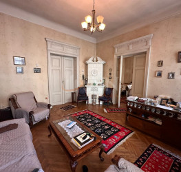 Casa, 7 camere, 300 mp Bucuresti/Cismigiu