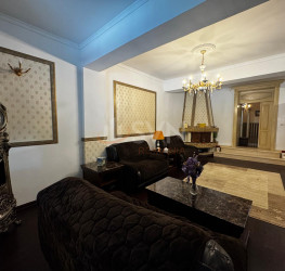 Casa, 7 camere, 307.66 mp Ilfov/Balotesti