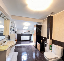 Casa, 7 camere, 310 mp Bucuresti/Pipera