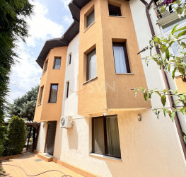 Casa, 7 camere, 310 mp Bucuresti/Pipera