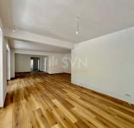 Casa, 7 camere, 330 mp Bucuresti/Bucurestii Noi