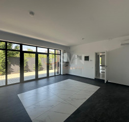 Casa, 7 camere, 333 mp Bucuresti/Iancu Nicolae