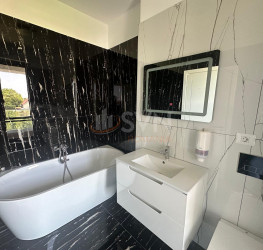 Casa, 7 camere, 333 mp Bucuresti/Iancu Nicolae