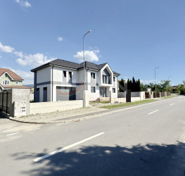 Casa, 7 camere, 340 mp Brasov/Centru