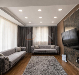 Casa, 7 camere, 359.41 mp Bucuresti/Iancu Nicolae