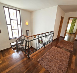 Casa, 7 camere, 365 mp Bucuresti/Baneasa