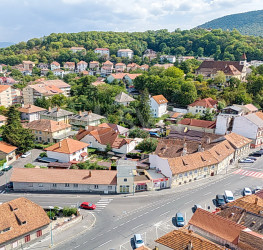 Casa, 7 camere, 400 mp Brasov/Centru