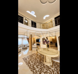 Casa, 7 camere, 420 mp Bucuresti/Calea Calarasilor